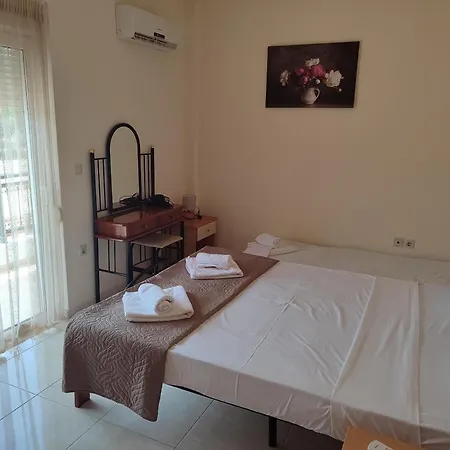 Vila Filippos Ialysos (Rhodes)